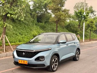 Baojun RM-5 2020 купить из Китая, цена 1 212 000 ₽ — Suifenhe Auto