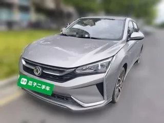 Dongfeng Aeolus Yixuan 2019 купить из Китая, цена 1 054 000 ₽ — Suifenhe Auto