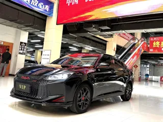 Dongfeng Aeolus Yixuan 2022 купить из Китая, цена 1 104 000 ₽ — Suifenhe Auto