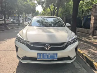Dongfeng Aeolus Yixuan 2019 купить из Китая, цена 964 000 ₽ — Suifenhe Auto