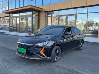 Dongfeng Aeolus Yixuan 2025 купить из Китая, цена 1 331 000 ₽ — Suifenhe Auto