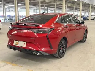 Dongfeng Aeolus Yixuan 2022 купить из Китая, цена 988 000 ₽ — Suifenhe Auto