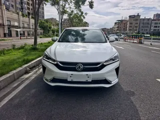 Dongfeng Aeolus Yixuan 2020 купить из Китая, цена 1 137 000 ₽ — Suifenhe Auto