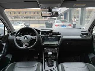 Volkswagen Tiguan 2020 купить из Китая, цена 1 756 000 ₽ — Suifenhe Auto