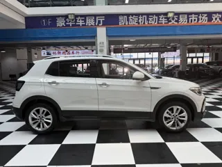 Volkswagen T-Cross 2022 купить из Китая, цена 1 710 000 ₽ — Suifenhe Auto
