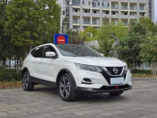 Nissan Qashqai 2021 купить из Китая, цена 2 135 000 ₽ — Suifenhe Auto