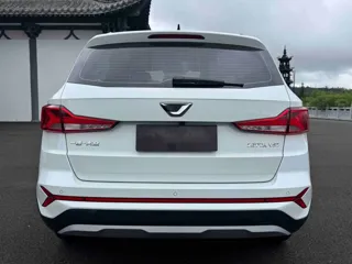Jetta VS7 2023 купить из Китая, цена 1 678 000 ₽ — Suifenhe Auto