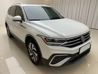 Volkswagen Tiguan 2023 купить из Китая, цена 2 478 000 ₽ — Suifenhe Auto