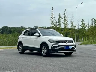 Volkswagen T-Cross 2020 купить из Китая, цена 1 410 000 ₽ — Suifenhe Auto