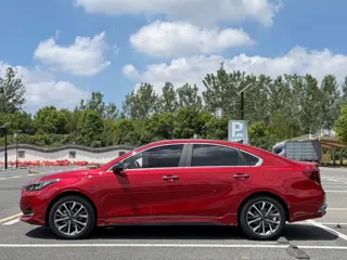 Kia K3 2019 купить из Китая, цена 1 297 000 ₽ — Suifenhe Auto