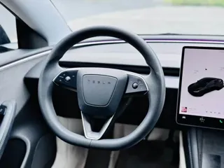 Tesla Model 3 2024 купить из Китая, цена 3 420 000 ₽ — Suifenhe Auto