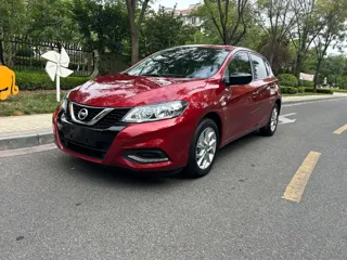 Nissan Tiida 2023