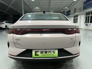 BYD Qin 2025 купить из Китая, цена 3 216 000 ₽ — Suifenhe Auto