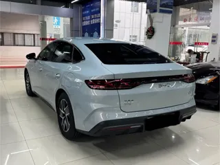 BYD Qin 2025 купить из Китая, цена 2 643 000 ₽ — Suifenhe Auto