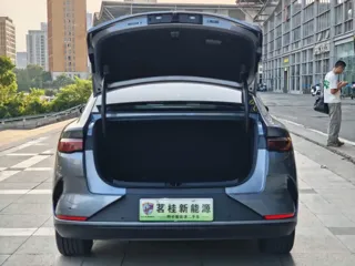 BYD Qin 2025 купить из Китая, цена 3 143 000 ₽ — Suifenhe Auto