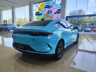 BYD Qin 2025 купить из Китая, цена 3 216 000 ₽ — Suifenhe Auto