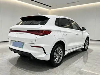 BYD e2 2019 купить из Китая, цена 972 000 ₽ — Suifenhe Auto