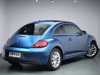 Volkswagen Beetle 2018 купить из Китая, цена 1 795 000 ₽ — Suifenhe Auto
