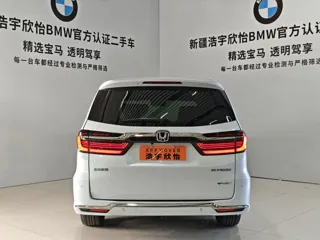 Honda Elysion 2024 купить из Китая, цена 5 236 000 ₽ — Suifenhe Auto