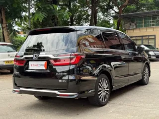Honda Elysion 2024 купить из Китая, цена 5 150 000 ₽ — Suifenhe Auto