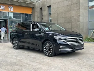 Volkswagen Viloran 2025 купить из Китая, цена 5 582 000 ₽ — Suifenhe Auto