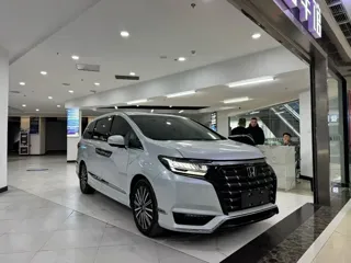 Honda Elysion 2024 купить из Китая, цена 4 461 000 ₽ — Suifenhe Auto
