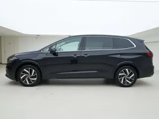 Volkswagen Viloran 2025 купить из Китая, цена 4 958 000 ₽ — Suifenhe Auto