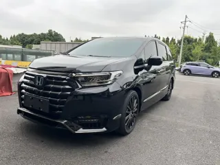 Honda Elysion 2024 купить из Китая, цена 4 846 000 ₽ — Suifenhe Auto