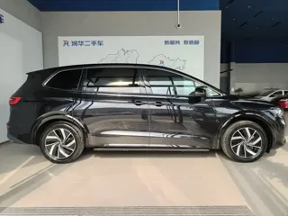 Volkswagen Viloran 2025 купить из Китая, цена 5 638 000 ₽ — Suifenhe Auto
