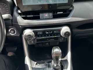 Toyota Wildlander 2024 купить из Китая, цена 3 768 000 ₽ — Suifenhe Auto