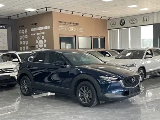 Mazda CX-30 2021 купить из Китая, цена 2 299 000 ₽ — Suifenhe Auto