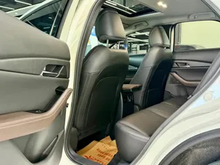Mazda CX-30 2023 купить из Китая, цена 2 236 000 ₽ — Suifenhe Auto