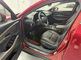 Mazda CX-30 2022 купить из Китая, цена 2 286 000 ₽ — Suifenhe Auto
