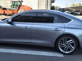 Genesis G80 2025 купить из Китая, цена 9 487 000 ₽ — Suifenhe Auto