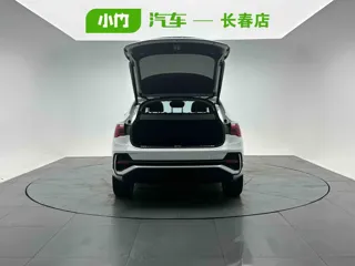 Audi Q3 Sportback 2022 купить из Китая, цена 2 832 000 ₽ — Suifenhe Auto
