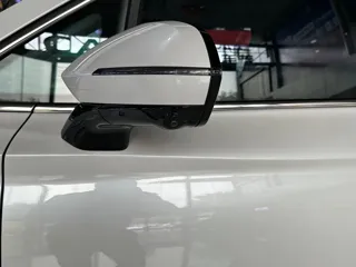 Roewe iMAX8 2024 купить из Китая, цена 4 048 000 ₽ — Suifenhe Auto