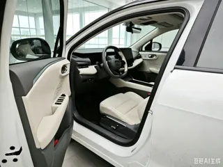 Lynk & Co 06 EM-P 2024 купить из Китая, цена 2 899 000 ₽ — Suifenhe Auto