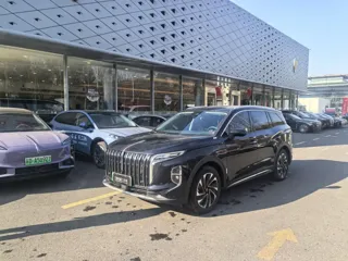 Hongqi HS7 2024 купить из Китая, цена 4 896 000 ₽ — Suifenhe Auto