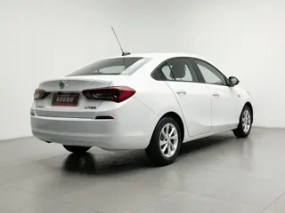 Buick Excelle 2023 купить из Китая, цена 904 000 ₽ — Suifenhe Auto