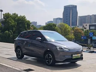 Neta V 2021 купить из Китая, цена 1 045 000 ₽ — Suifenhe Auto