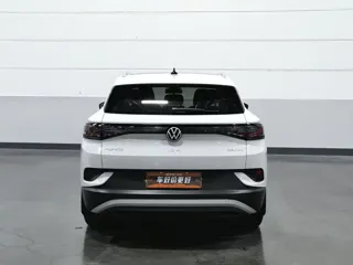 Volkswagen ID.4 CROZZ 2024 купить из Китая, цена 1 930 000 ₽ — Suifenhe Auto