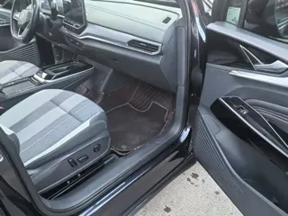 Volkswagen ID.4 CROZZ 2023 купить из Китая, цена 1 897 000 ₽ — Suifenhe Auto