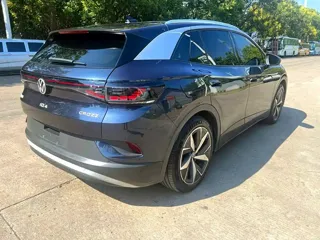 Volkswagen ID.4 CROZZ 2022 купить из Китая, цена 3 610 000 ₽ — Suifenhe Auto