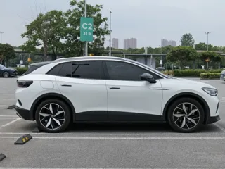 Volkswagen ID.4 CROZZ 2021 купить из Китая, цена 3 419 000 ₽ — Suifenhe Auto
