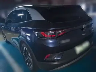 Volkswagen ID.4 CROZZ 2021 купить из Китая, цена 3 572 000 ₽ — Suifenhe Auto