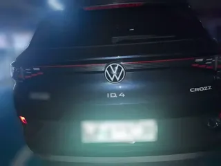 Volkswagen ID.4 CROZZ 2021 купить из Китая, цена 3 572 000 ₽ — Suifenhe Auto