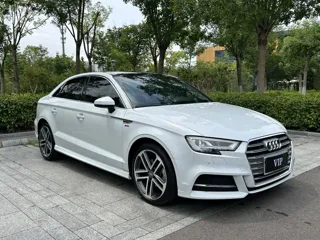 Audi A3 2020 купить из Китая, цена 1 705 000 ₽ — Suifenhe Auto