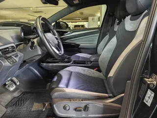 Volkswagen ID.4 CROZZ 2023 купить из Китая, цена 3 831 000 ₽ — Suifenhe Auto