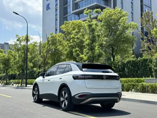Volkswagen ID.4 X 2025 купить из Китая, цена 2 096 000 ₽ — Suifenhe Auto