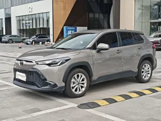 Toyota Frontlander 2024